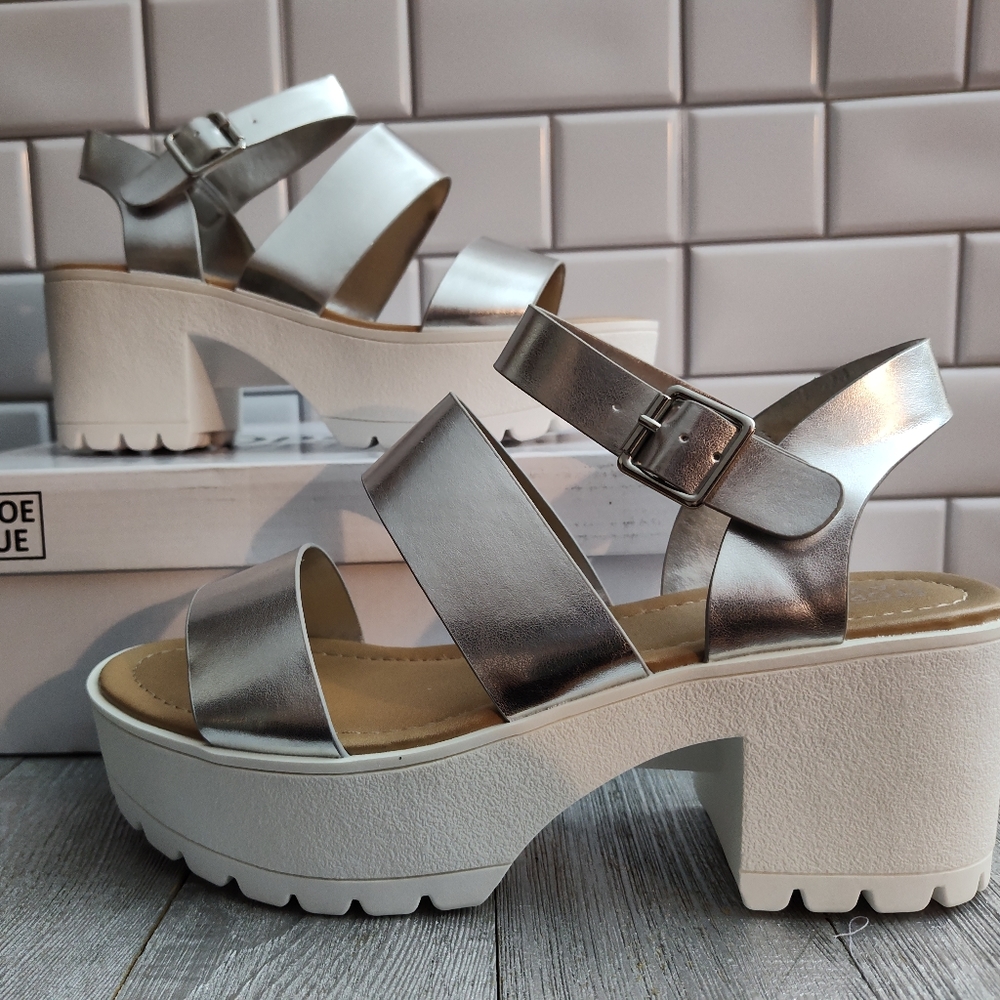 Silver Lug Block Sole Sandal Platform NWT